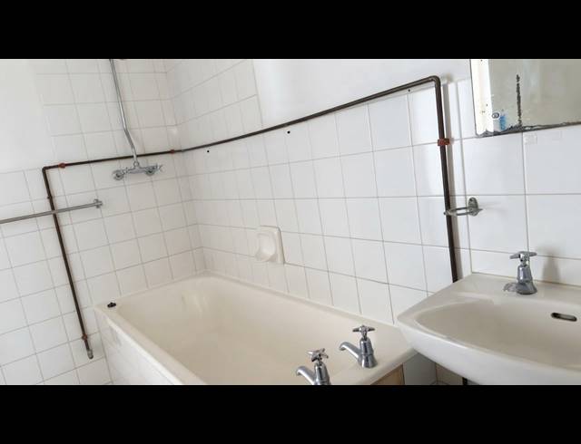 1 BEDROOM FLAT TO LET IN ESPLANADE